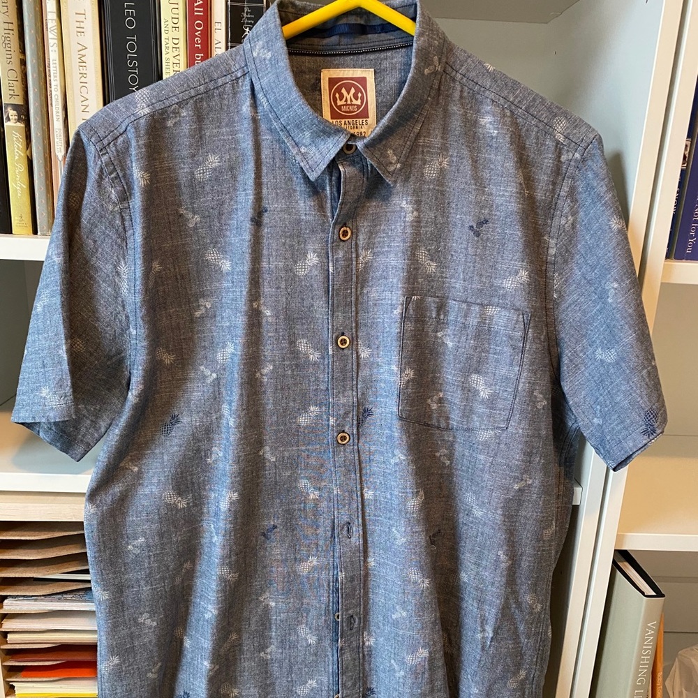 Micros Chambray Short-Sleeved Button Down